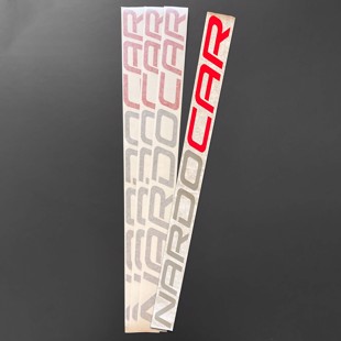 Nardocar Sticker Stor (900x60 mm) - Grå/Rød