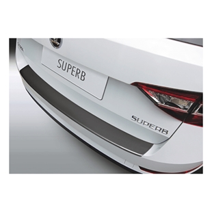 Læssekantbeskytter til Skoda Superb III stationcar fra 9/2015-, beskytter bagkanten mod ridser og skader ved ind- og udlæsning.
