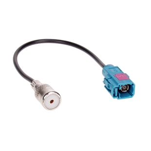 Antenneadapter til Audi, BMW og VW med blå stik og sort kabel til tilslutning af bilantenne
