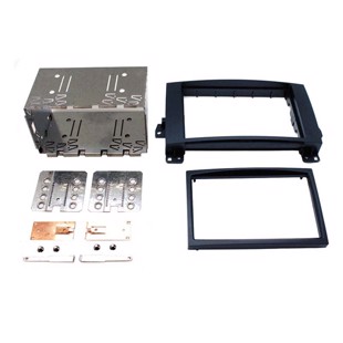 Connects2 CT23MB01A 2-din Kit Mercedes