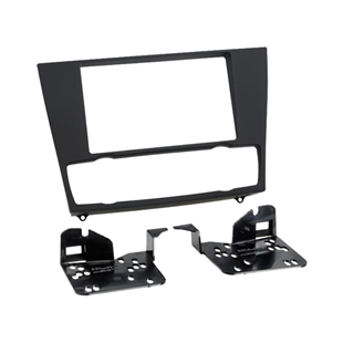 Sort 2-DIN monteringskit til BMW 3-serie E90 med beslag for nem installation af dobbeltdin bilradio