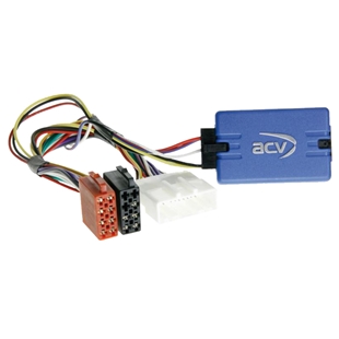 ACV ratstyring til Subaru med Alpine stik, smart kabeladapter med flere farvede ledninger og blå kontrolenhed.