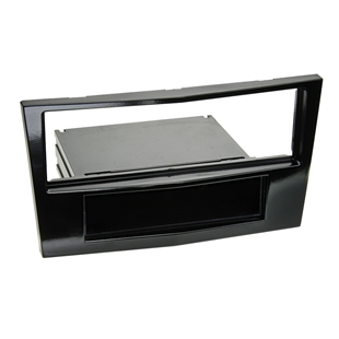 Radioramme i piano black til diverse Opel biler med ekstra opbevaringsrum, designet til bilradio installation.
