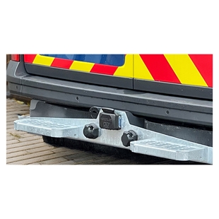 Universal trinbræt 2-delt - m.baksensor i kofanger