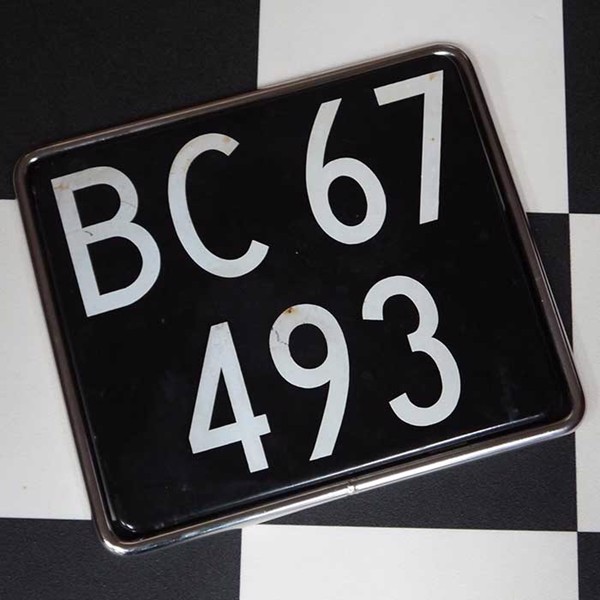 Nummerpladeramme rustfri firkantet stk. (Udgået)