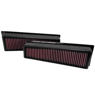 K&N filter 33-2449 i rektangulært design med sort ramme og rødt filtermateriale til effektiv luftfiltrering i biler