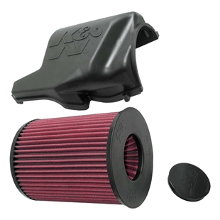 K&N filter airbox med rød højtydende luftfilter og sort plastkappe til forbedret luftstrøm og motorbeskyttelse