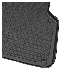 Bagagerumsbakke til VW Passat Sedan 1996-2005 i sort med antislip overflade og kant for beskyttelse mod snavs og væske