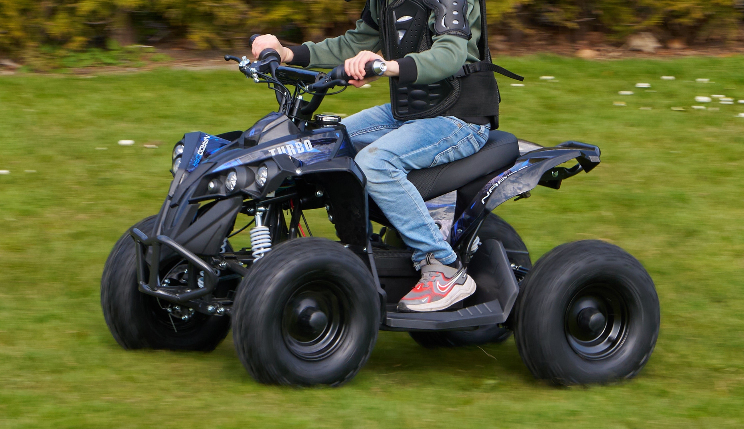 Lille men kraftfuld kardan motor