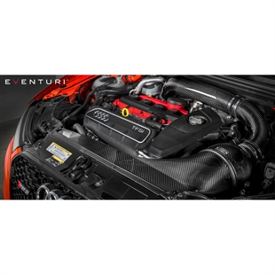 RS3-eventuri-intake-car-iso3-close