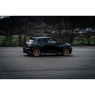 ST_Nissan_Juke_Nismo_RS_Typ_F15_schwarz_005