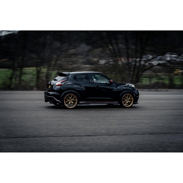 ST_Nissan_Juke_Nismo_RS_Typ_F15_schwarz_005