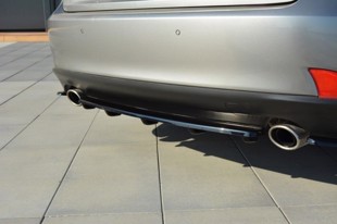 Maxton Central Rear Splitter Lexus Is Mk3 T (With Vertical Bars) - Molet