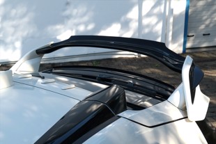 Maxton Upper Spoiler Extension V.2 Honda Civic X Type R - Gloss Black