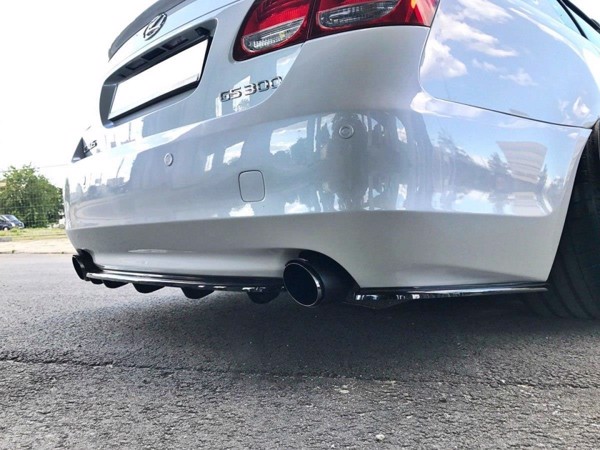 Maxton Central Rear Splitter Lexus Gs 300 Mk3 Facelift (With Vertical Bars) - Gloss Black