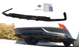 Maxton Central Rear Splitter Lexus Is Mk3 H (With Vertical Bars) - Gloss Black