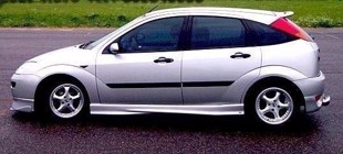 Maxton Side Skirts Ford Focus I