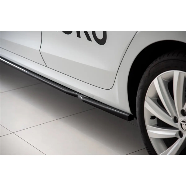 eng_pl_Side-Skirts-Diffusers-V-2-Skoda-Octavia-Mk4-10547_2